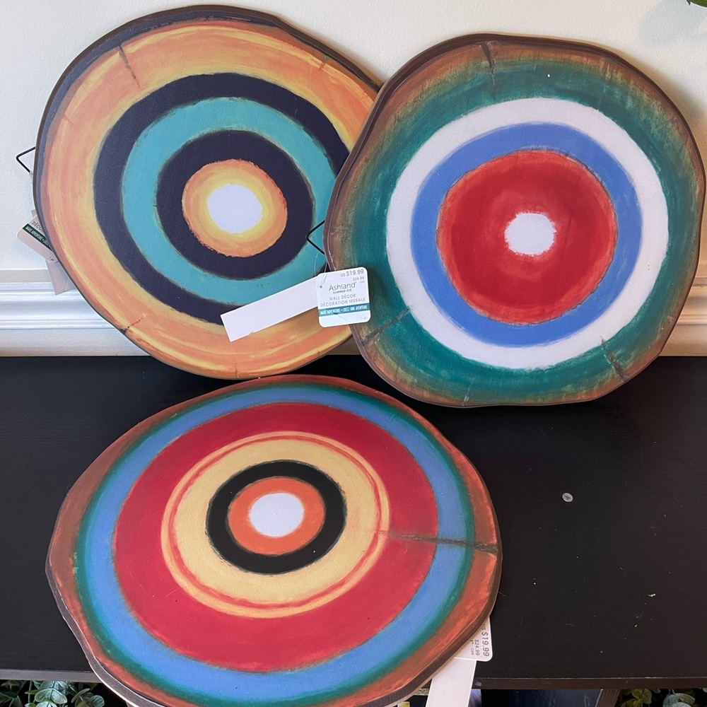 Ashland wall decor